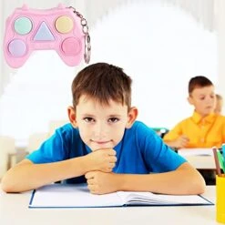 5Pcs Mini Led Memory Game Toy Keychain Electronic Button Game Machine Fidget Games For Kids Adult -Play Nest Game 41JUqFDTwDL