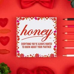 Hygge Games Honey - Everything You´ve Always Wanted To Know About Your Partner - Fun Conversation For Couples, Red -Play Nest Game 517QnbTPNxL